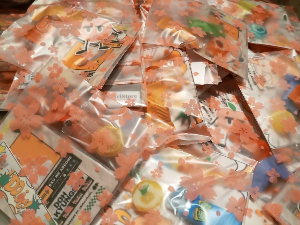 BakeryMarea's tweet photo. See you tomorrow mga atecco 😘
Done packing!
Sinamahan ko ng candies and will give out candies na excess
#DOITinMNL #DoItManila
#도경수 #DO #DOHKYUNGSOO
#FanSupportPH #EXO #EXOL https://t.co/4K6Yx4xejG
