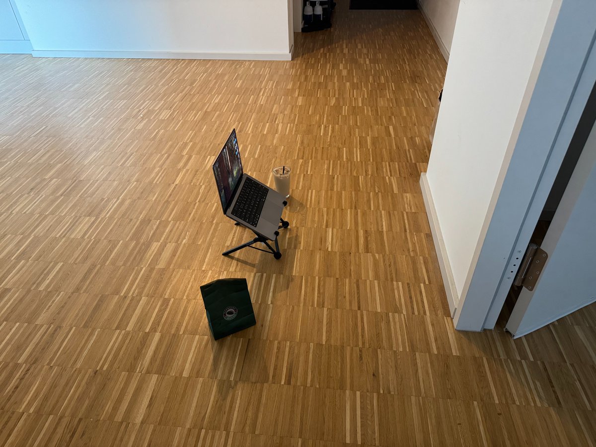 "moving to sf next week" ahh setup