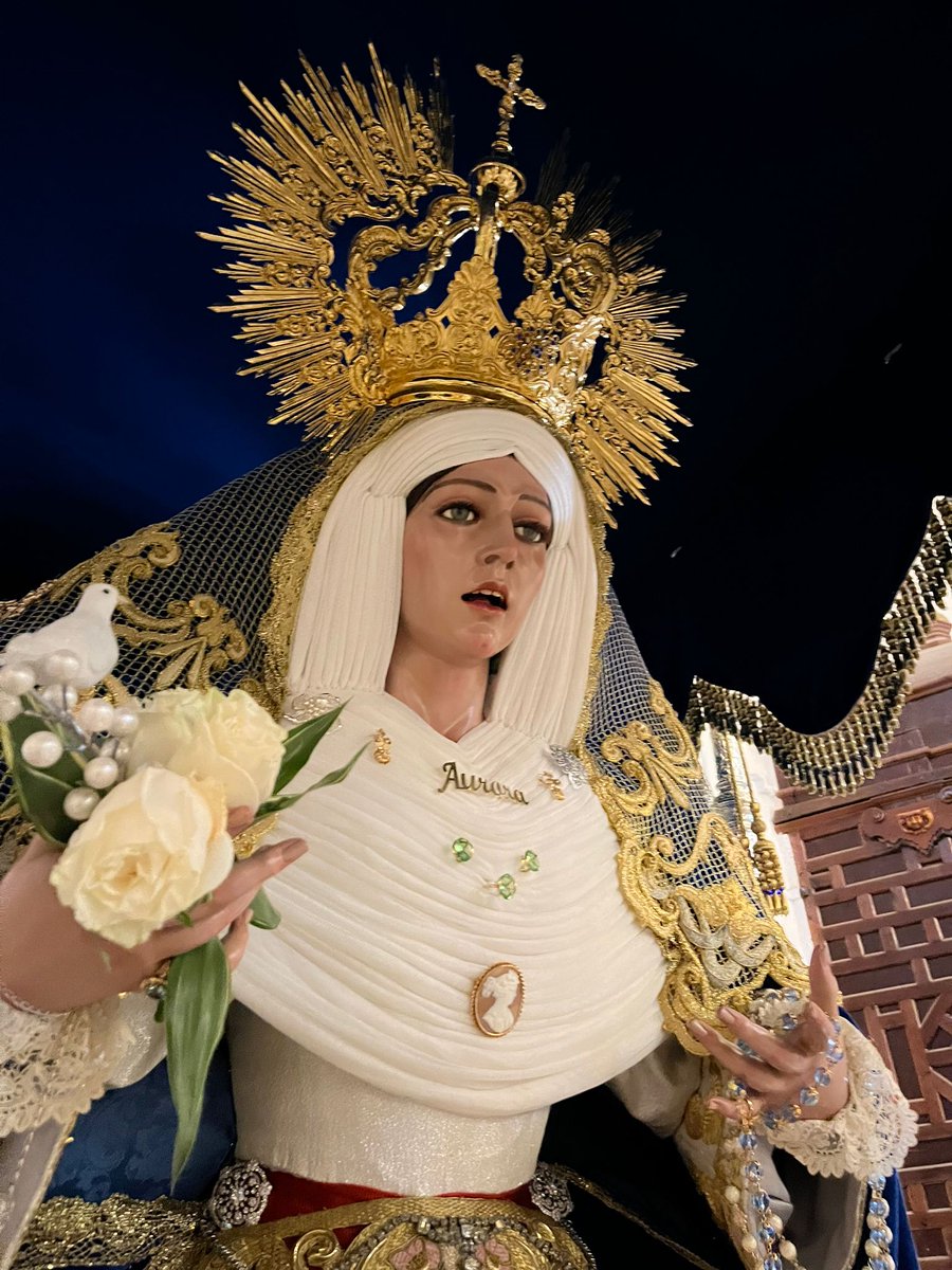 Feliz 15 de agosto, festividad de la Asunción de la Virgen María.