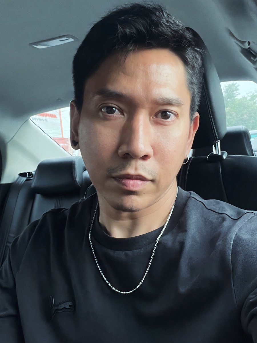 Pohm (@ohmroom) on Twitter photo 