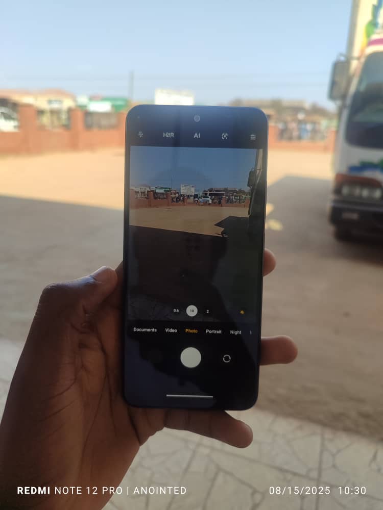 MosesMthawanji's tweet photo. REDMI NOTE 12
128GB &amp; 8GB RAM
STRONG BATTERY
MASSIVE CAMERAS
with a hairline
ALMOST NEW (with its box)
360K
swap allowed
Lilongwe https://t.co/uuRnrwkzjk