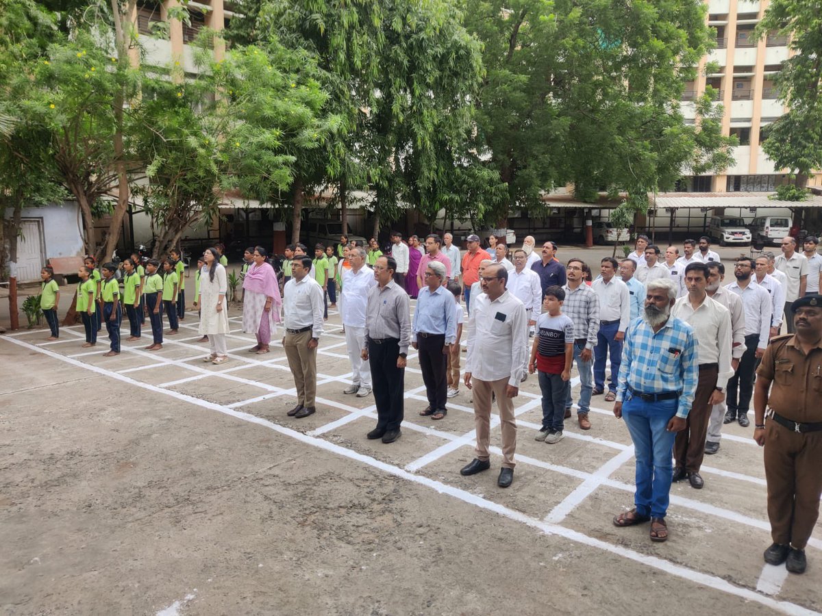 dp_amdavad's tweet image. ૭૯માં સ્વાતંત્ર્ય દિવસ નિમિત્તે અત્રેની જિલ્લા પંચાયત ખાતે ધ્વજારોહણ કાર્યક્રમ યોજવામાં આવ્યો. 
#IndependenceDay 
#IndependenceDay2025
@CMOGuj @infoahdgog @InfoGujarat