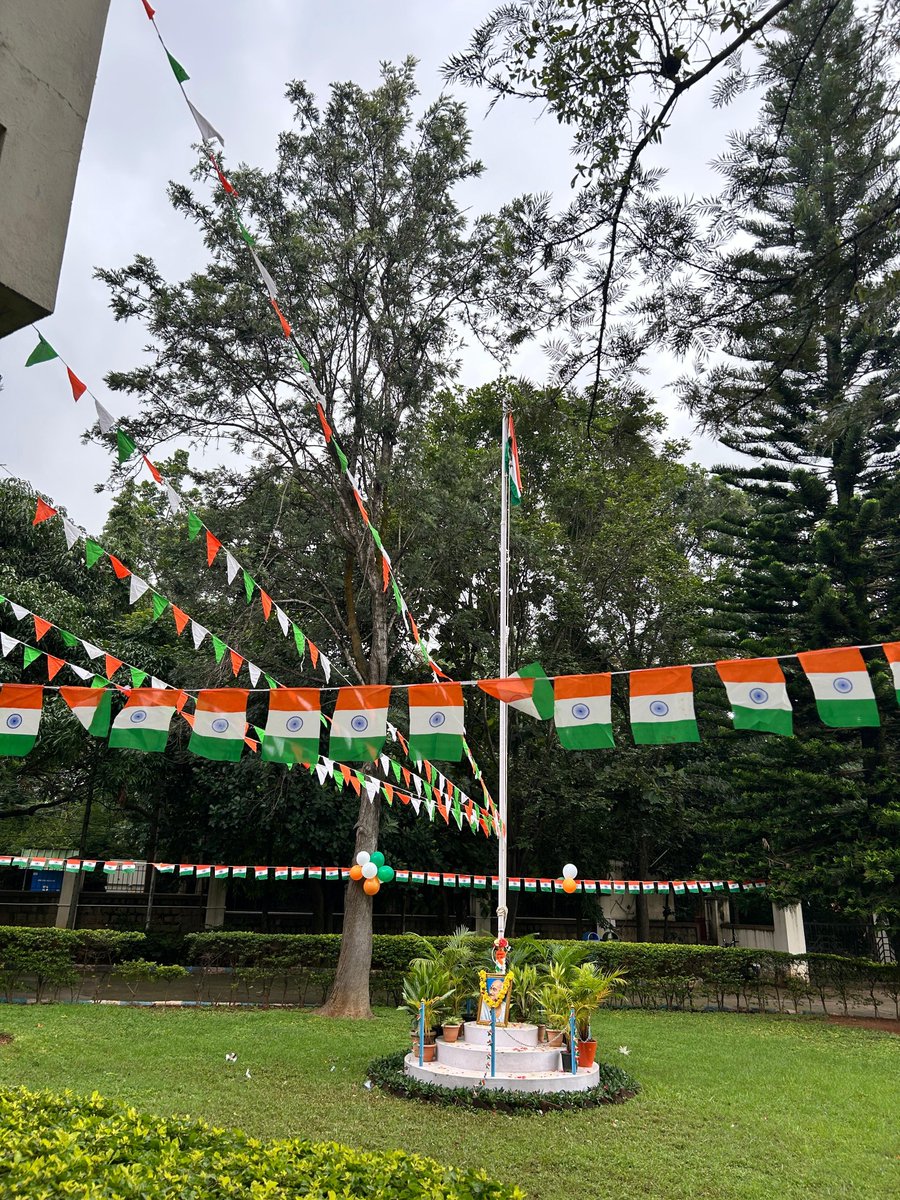BangaloreCwc's tweet image. Independence Day was celebrated at the Jalasoudha premises. The flag was hoisted by Shri S N Pande, Chief Engineer, MSO, and officers &amp;amp; staffs gathered together to grace the occasion. 
#IndependenceDay #Independence #hargh