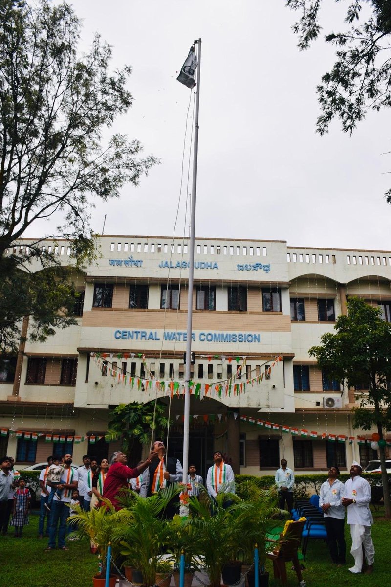 BangaloreCwc's tweet image. Independence Day was celebrated at the Jalasoudha premises. The flag was hoisted by Shri S N Pande, Chief Engineer, MSO, and officers &amp;amp; staffs gathered together to grace the occasion. 
#IndependenceDay #Independence #hargh