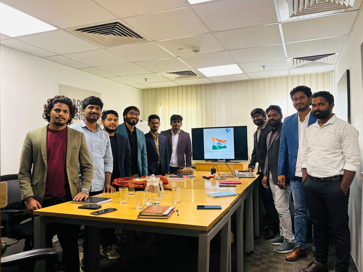 Businesshhhub's tweet image. Another productive day at Business Hub International, where collaboration fuels growth and ideas shape the future.

#BusinessHubInternational #BHI #CollaborationForSuccess #StrategicGrowth #LeadershipInAction #BusinessExcellence #VisionToReality