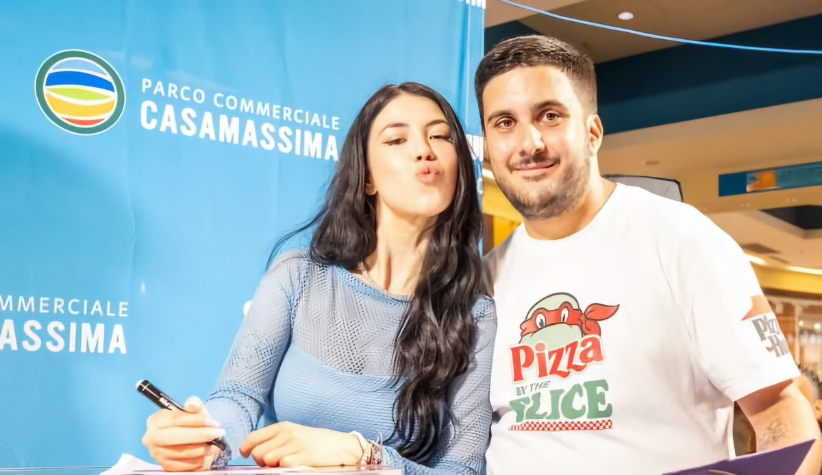 danilomiccoli's tweet photo. Buon Compleanno Baddie 💘 @annuzza03 https://t.co/q9vX0eTddY