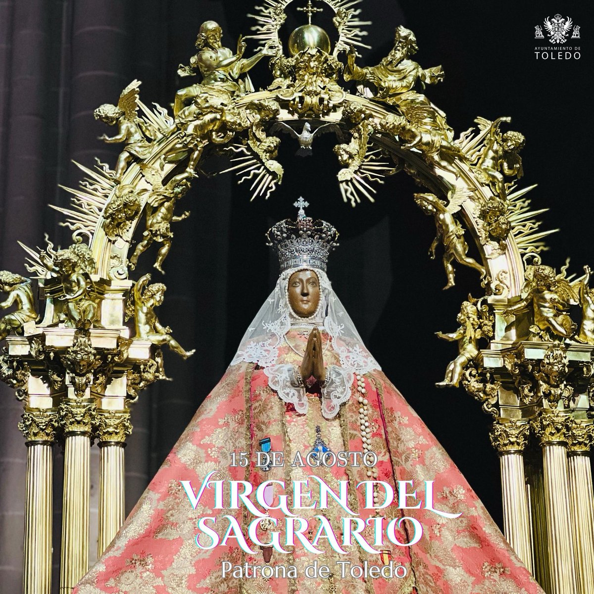 🎉🔔¡Feliz día de la Virgen del Sagrario, patrona de #Toledo!

💧Durante toda la mañana podemos disfrutar de una de nuestras tradiciones más queridas; beber del agua de los botijos en el Claustro de la Catedral! 

🚍 Autobuses gratuitos hasta las 15:00 horas