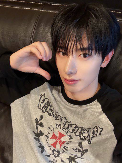 kunho_ours's tweet photo. 150825
Kunho X (Twitter)
Update

#KUNHO #ALLHOURS好きな人と繋がりたい #twitter #Minuts #Ukrainefandom #Ukraine_Allhours_sten

@kunho_ours https://t.co/Wt7IXH2ziS