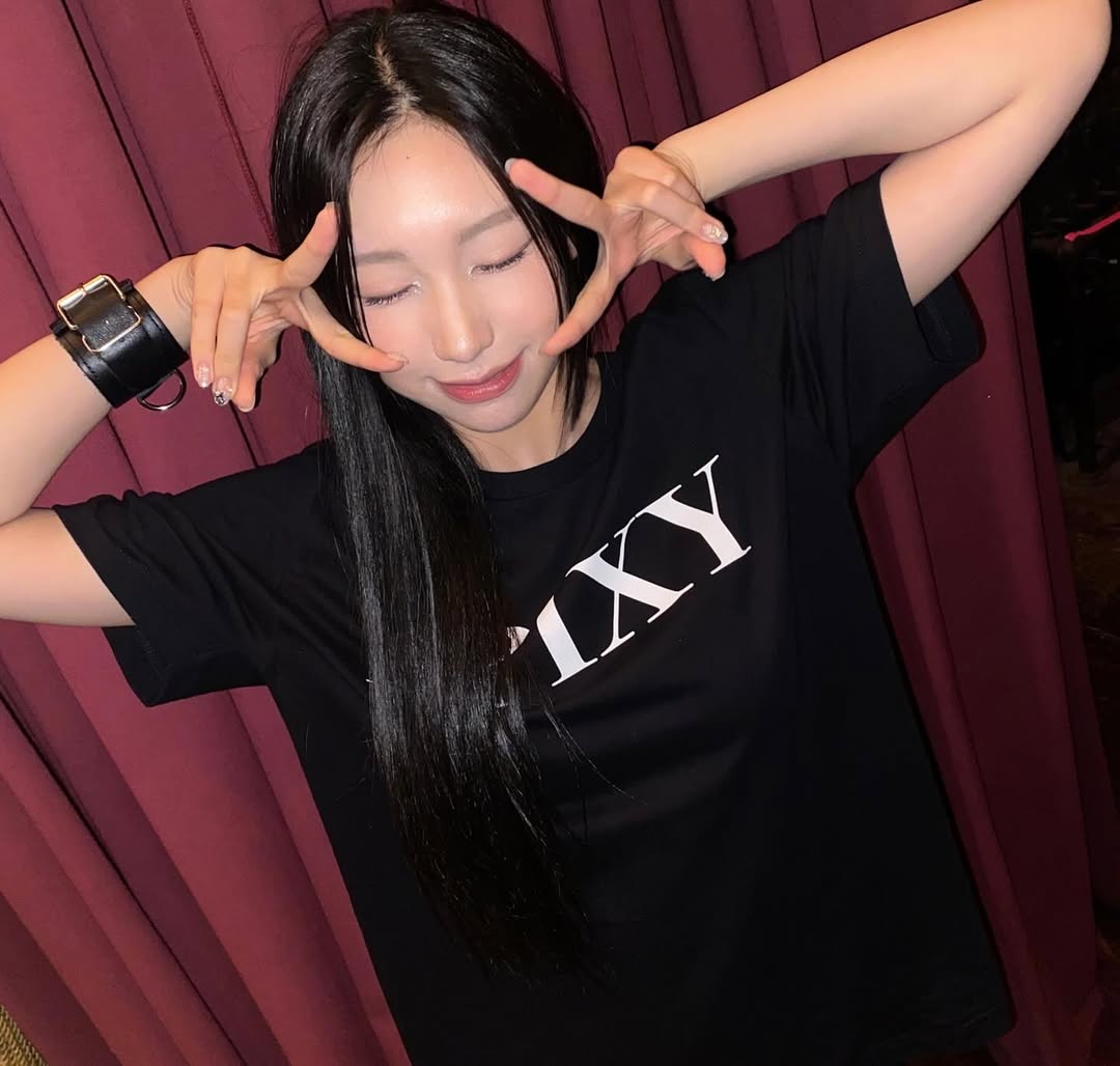 PixySupport's tweet photo. [📸]

RINJI (@/aurenoje_) personal instagram update.

"~2023
🎥🌎✈️🧚‍♂️🌱"

[1/4]

#PIXY #픽시 #WINXY #윈시 #RINJI #린지 @official_pixy https://t.co/VlDZA8UTXe