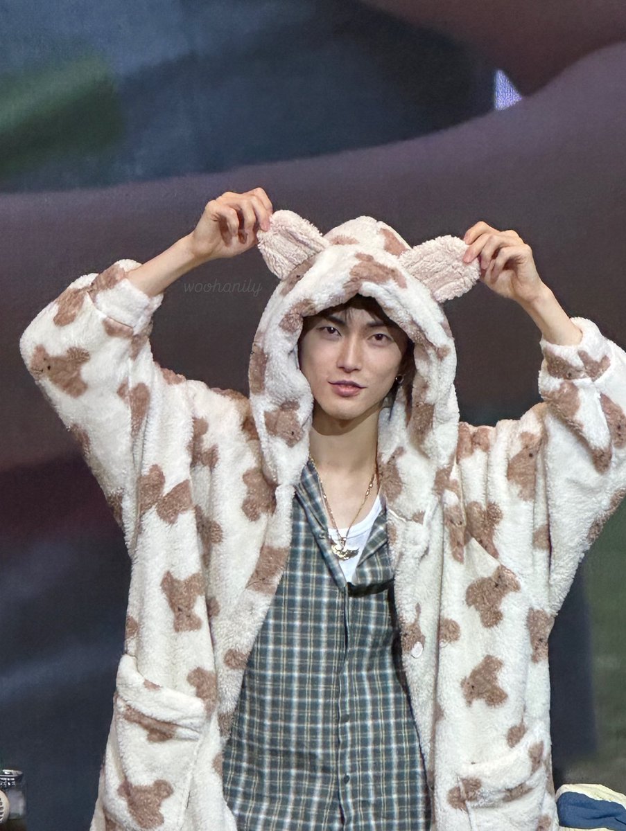 riizingstarz's tweet photo. 250815 인터아시아 팬사인회

cutest teddy bear 🧸🤎

#XngHan #XngHan_Xoul #승한 #승한앤소울 https://t.co/xvx1NRtytp