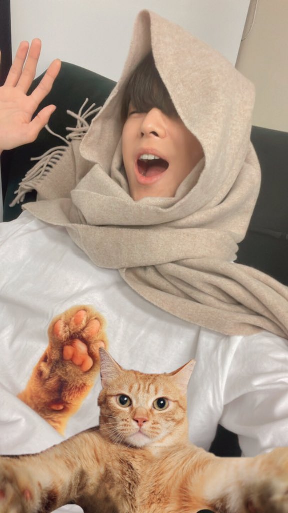 115kitten's tweet photo. 아 제발 이 때 생각나 ㅠㅠㅠㅠㅠㅠ
2년전에 올려줬던 똑같은 고양이 필터
여전한 쥬냥이 😻😻😻😻 https://t.co/guXvJugkkZ