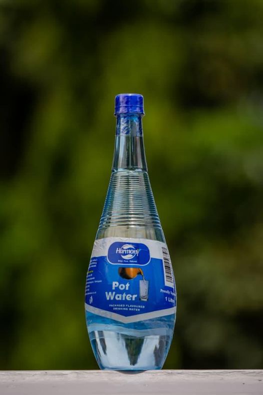 Muteefu4's tweet photo. 🌊 Refresh Your Day with Harmony Pot Water! 🌊
Enjoy the crisp, passion-flavored taste of Pot Water – the perfect hydration companion! it’s pure, refreshing, and naturally delicious. Grab yours today and stay hydrated with every sip! 💧
#PotWater #StayHydrated #PureRefreshment https://t.co/pJgOOeUUmZ