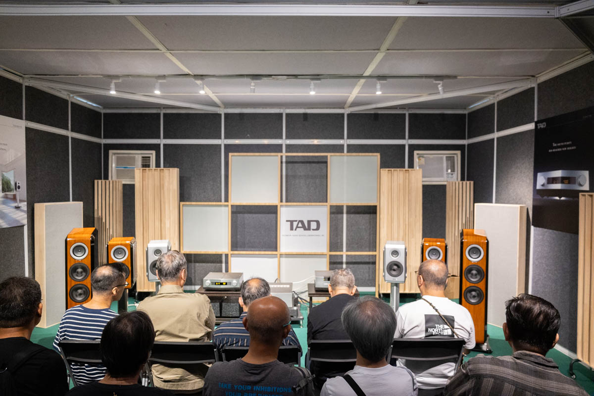 pw_audio's tweet photo. 【香港ショウ】エソテリック、ティアック、TAD、フェーズメーション、オーディオ・ノート、DSオーディオなど日本メーカーの出展レポート
https://t.co/qXmXYPLk9j
#ESOTERIC
#TEAC
#TAD
#Phasemation
#AUDIONOTE
#DSAUDIO
#HongKongAudio https://t.co/7k5yEL57qy