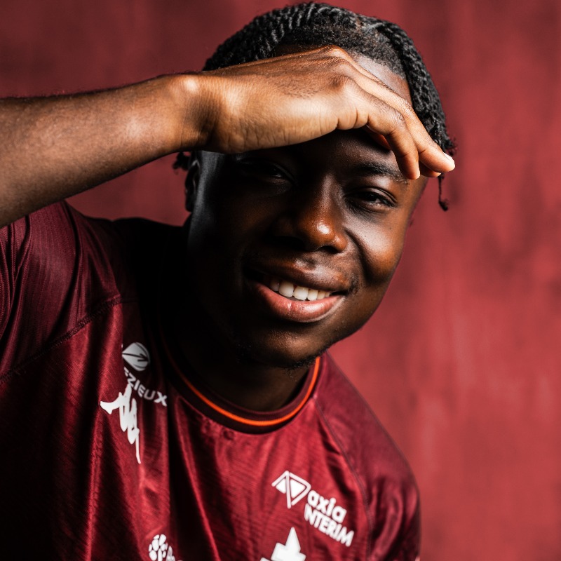 FCMetz's tweet photo. « Apporter ma joie de vivre au groupe »
🤩 Notre attaquant #MadeinMetz se confie avant la réception de @RCSA ⤵️
📸 @ligue1plus