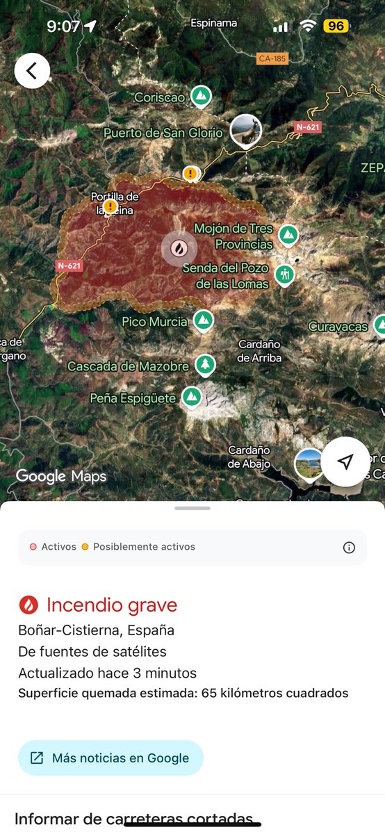 No me hago a la idea de cómo puede pararse algo así. 

65 km cuadrados en unas 30 horas. 

Son unos 35km lineales de frentes de fuego en un área casi inaccesible a pie en muchos tramos. 

La desgracia a nivel ecológico no alcanzó a ni a entenderla. 

#IFBarniedoDeLaReina