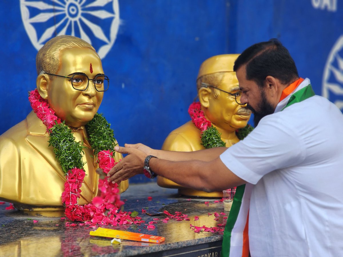 आज स्वतंत्रता दिवस के शुभ अवसर पर, मेरी गोशामहल विधानसभा क्षेत्र में कई स्थानों पर ध्वजारोहण कार्यक्रम आयोजित किए और सभी देशभक्तों को देश की रक्षा के लिए एकजुट रहने का संकल्प दिलाया।

जय हिंद – जय भारत 🇮🇳 

Today, on #IndependenceDay, I hoisted the national flag at multiple