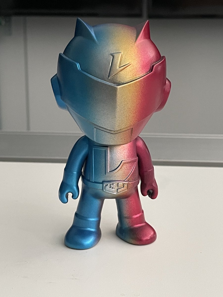 レオンチャンネルソフビ