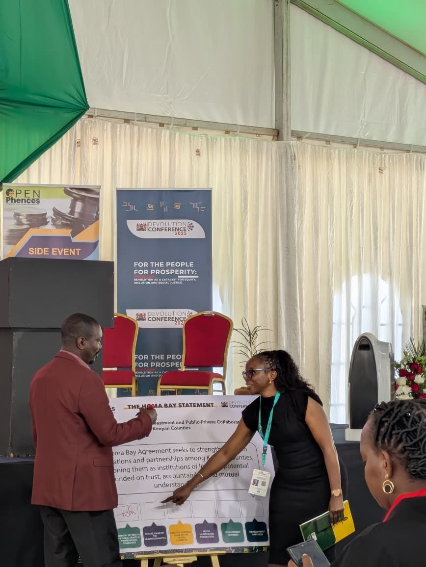 NYC_YouthVoice's tweet photo. From the heart of #DevCon2025,
H.E. @gladyswanga, Governor of Homa Bay County, delivered her first keynote address at a side event in Devolution Conference  hosted by our partners @ZMCC.

The session, themed “Strengthening Public–Private Collaborations in Health”, brought together dynamic perspectives under the steady moderation of @MutuaAbel  and  @lizzientonjira proving that when public and private sectors unite, healthier futures are built. 
#DevolutionConference2025
#NycAtDevCon2025 #YouthAtDevCon2025