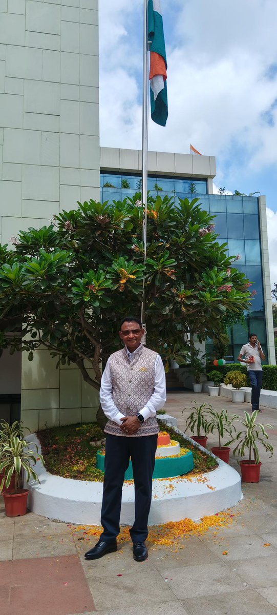 aabsys's tweet photo. AABSyS IT celebrated Independence Day across Bhubaneswar, Balasore &amp; Berhampur, honoring India’s heritage and future. United by freedom, we commit to innovation and progress.
#IndependenceDay #AABSySIT #NationFirst #UnityInDiversity #SpiritOfFreedom #InnovationForIndia https://t.co/E9H4DWHBbe