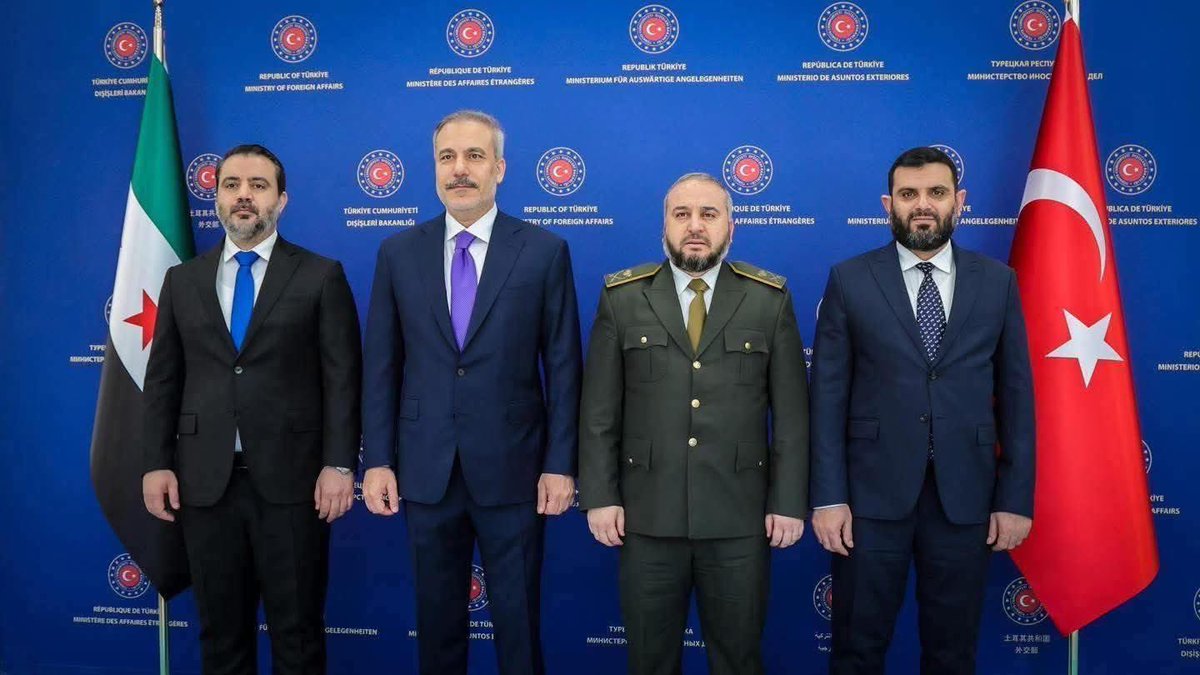 بتقلهم مرحبا، بيردوا: دقيقة، خلينا نشوف إذا #تركيا موافقة نرد .