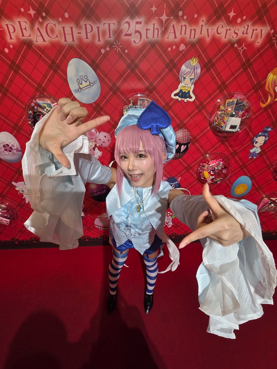 ashidan_usagi's tweet photo. 初めてのコスプレが
記念すべき展示会だなんて……💭

小学校の卒業文集に「子供が生まれたら、名前は" あむ "にしたい」と書いたくらい、しゅごキャラにどっぷりハマっていた幼少期を思い出しました💓

PEACH-PIT先生方！！！
素敵な機会をありがとうございました✨

#PEACHPIT特別展 https://t.co/LVDlmWPoos