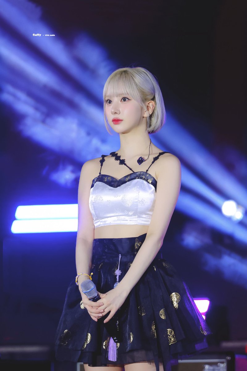fluffy_eb's tweet photo. 250814 #비비지 #VIVIZ #은하 #EUNHA https://t.co/aMLhvLabDe