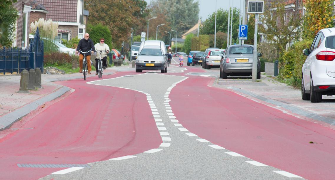 Next Gen EV | Ralph Panhuyzen (@nextgenev) on Twitter photo <a href="/StreetsblogUSA/">Streetsblog USA</a> In the Netherlands, when a pedestrian (or cyclist) is struck by a car, the car driver needs to proof he was not to blame. If he (she) can't, the car driver is automatically responsible with all due consequences. <a href="/StreetsblogUSA/">Streetsblog USA</a> In the Netherlands, when a pedestrian (or cyclist) is struck by a car, the car driver needs to proof he was not to blame. If he (she) can't, the car driver is automatically responsible with all due consequences.