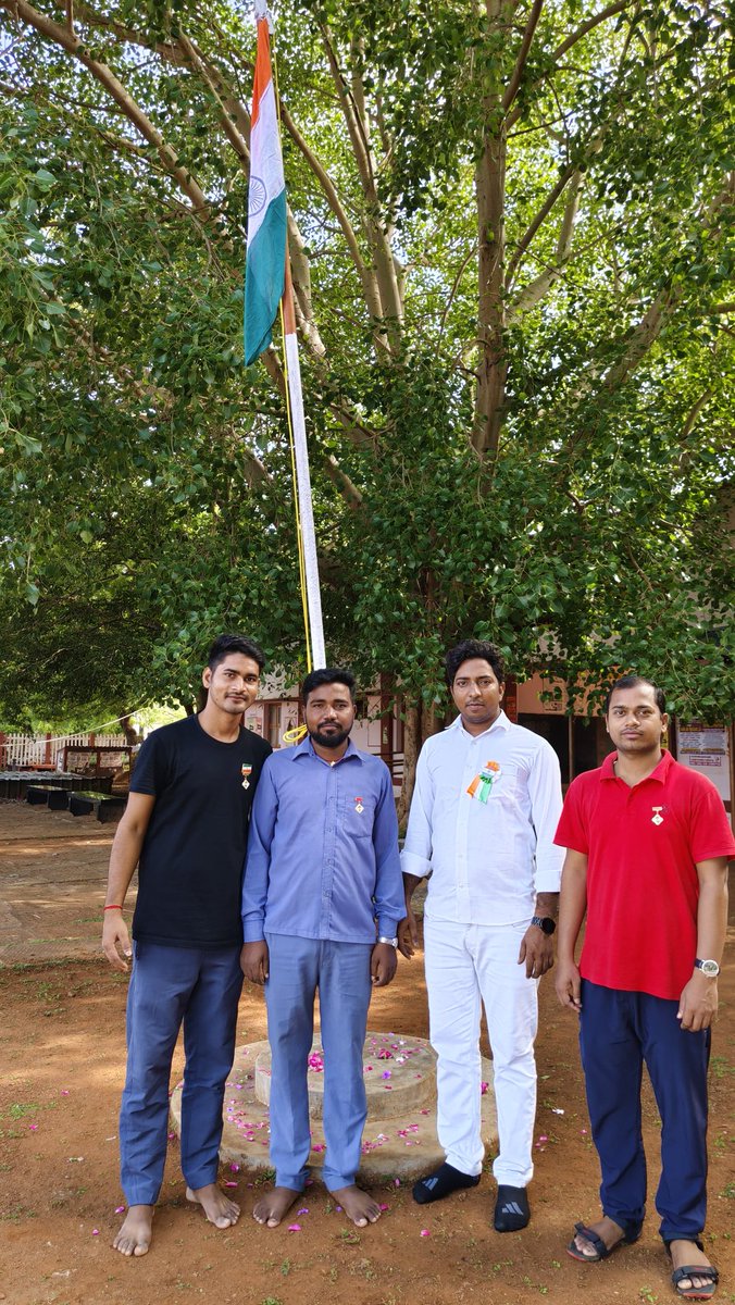 MahavirPr's tweet photo. Happy 79th Independence Day 🫡🇮🇳❤️🤍💚 https://t.co/VcsYL7isWW