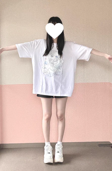 サイズ感の参考に新作のビッグシルエットTシャツの着用画像載せておきます 身長163cmが着てこんな丈感、ビッグシルエットの名の通り全体的にでっかいです!