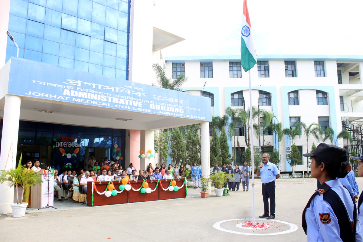 JmchOfficial's tweet photo. 79th Independence Day celebrated at JMCH today. The Tiranga  was hoisted by Principal Prof Saurabh Borkotoki in presence of Med Supdt Dr MJ Gohain, Dep Supdts, faculty, students, nurses n staff. 
@CMOfficeAssam https://t.co/ZApYVwV6ni