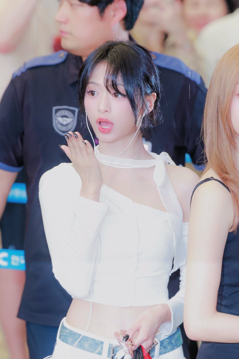 Starry411_'s tweet image. 250815 GMP

 #AHYEON #아현 
#BABYMONSTER #베이비몬스터