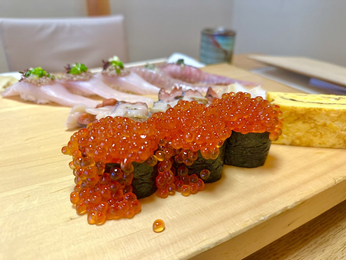 8/15 本日も20時から上映
映画「宙」sora 金沢での最終日！

宙のチラシを貼って下さり、映画も観に来て下さった松の寿司さんでランチしてきました🥰ネタがおっっきくて美味しい〜🥹💓
ご馳走様でした！

上映後に舞台挨拶&amp;サイン会です。

金沢市香林坊クラソ・プレイス4F
シネモンドにて🙇🏻‍♀️