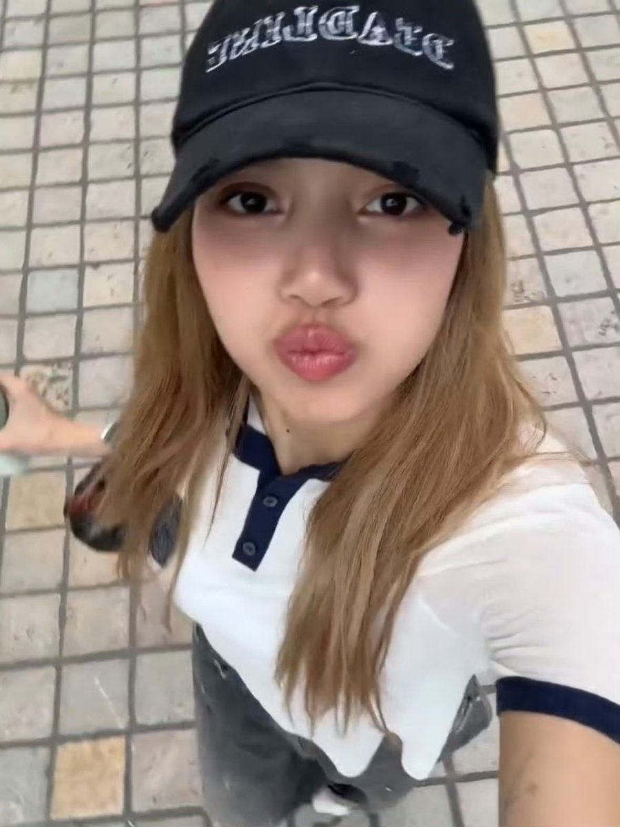 Lisaちゃん FOR THE LOVE OF LISA ⋆⭒˚🐥｡⋆ ᥫ᭡ (@lalalisax327) / X