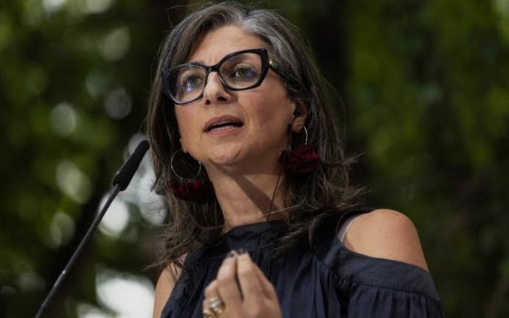Gianluca Martino (@gianlucamart1) on Twitter photo Continua senza sosta la moda dell'estate 2025: attaccare <a href="/FranceskAlbs/">Francesca Albanese, UN Special Rapporteur oPt</a>
Giornalisti con la lingua felpata, fascisti, razzisti, idioti di sinistra che credono di saperla lunga, disagiati di varia natura, hanno preso l'irrefrenabile abitudine, tra una nuotata e una spalmatina di Continua senza sosta la moda dell'estate 2025: attaccare <a href="/FranceskAlbs/">Francesca Albanese, UN Special Rapporteur oPt</a>
Giornalisti con la lingua felpata, fascisti, razzisti, idioti di sinistra che credono di saperla lunga, disagiati di varia natura, hanno preso l'irrefrenabile abitudine, tra una nuotata e una spalmatina di