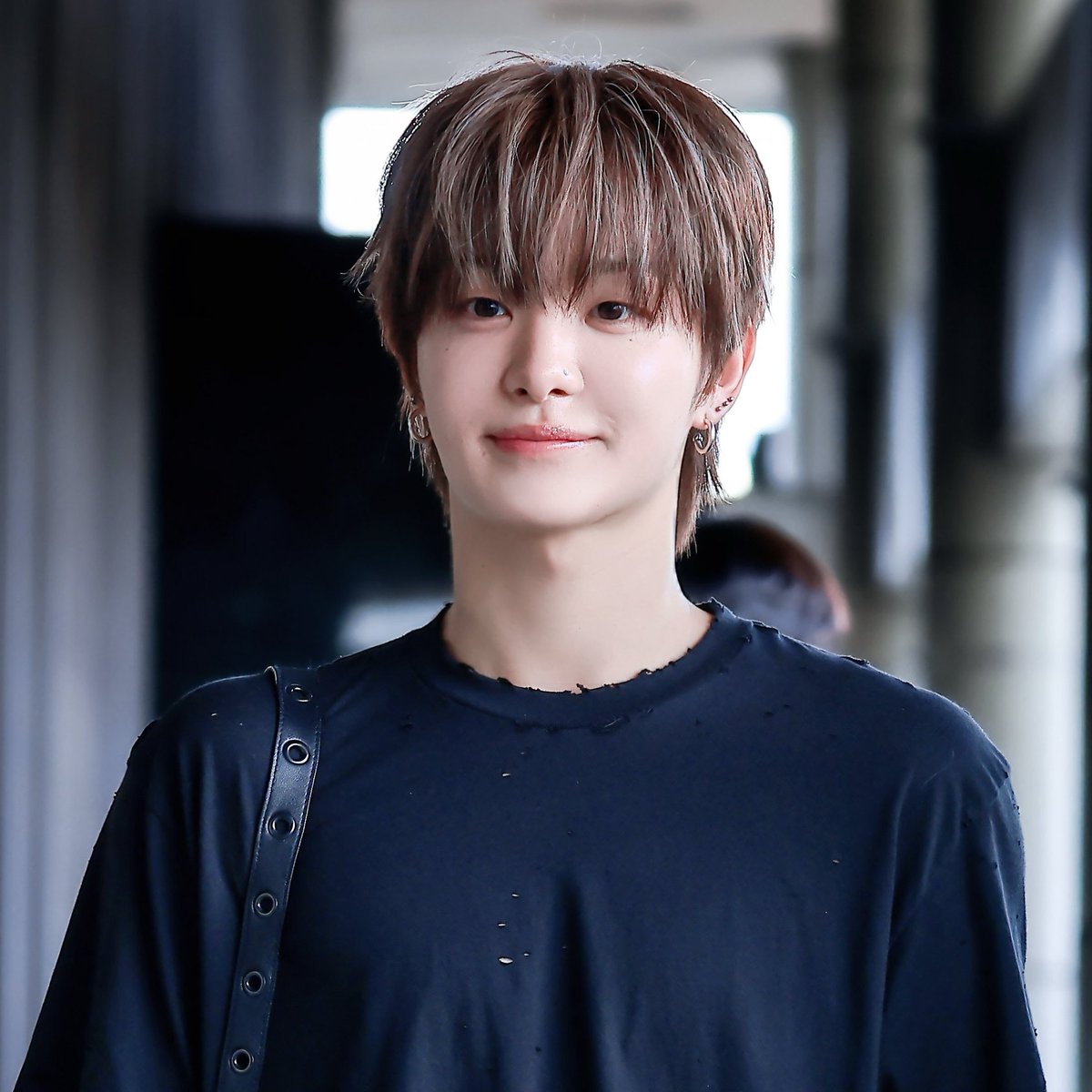 217chs's tweet photo. this jihoon new hair reminds me a lot of hyunsuk my treasure era i wanna cry https://t.co/VJbUShYyOU