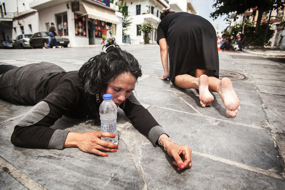 Θερίζει η πρέζα τον Δεκαπενταύγουστο.