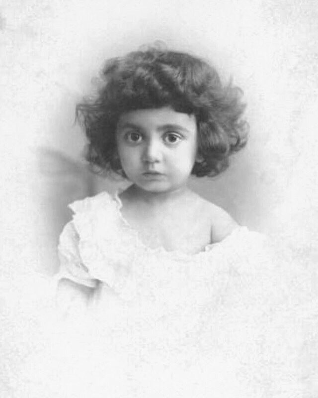 Portrait of a child. Kislovodskaya stanitsa. Terek province, 1890s.

Photo: Fyodor Gadaev (1858-1896)
