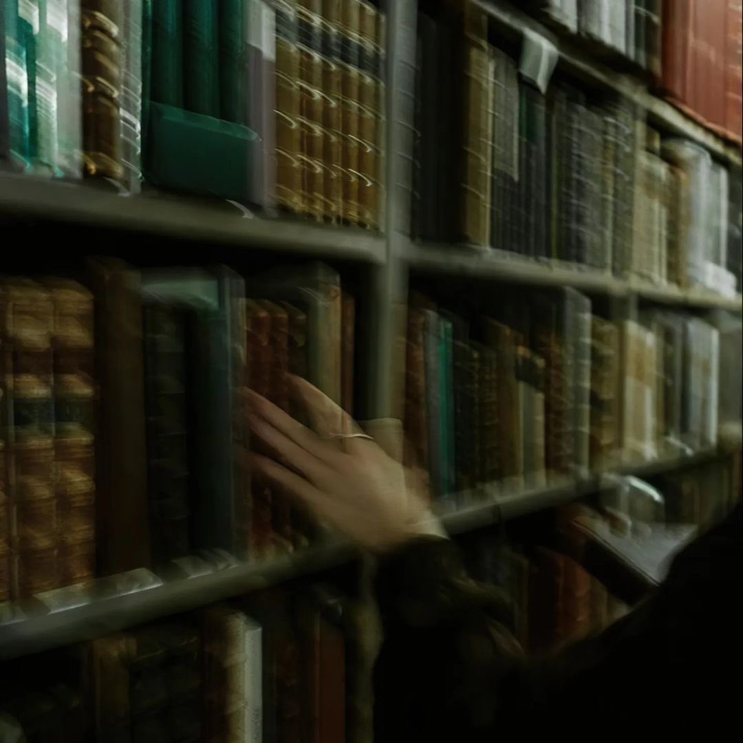 zenocodes's tweet image. ── .✦ ‧₊˚ ┊looking for #booktwt #filmtwt moots! 

-ˋˏ✄┈┈┈┈
⟢ zeno, 20+, she/they
⟢ fantasy, romance, crime/thriller/mystery, classics and poetry. 
⟢ slow reader :p
⟢ also lurking in f1twt and t1twt
-ˋˏ✄┈┈┈┈

♡/↻ to be moots!