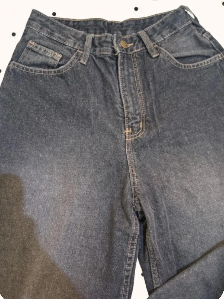 linofits's tweet photo. wts want to sell baggy jeans highwaist black retro brand NUjeans!

new belom pernah dipake, warna aslinya hitam ngga abu kaya di foto 💯

size M
lp: 72
lph: 66
panjang: 95

💸 125k
🏷️ co shopee
📍 kab. bandung https://t.co/t5lajmKjxe