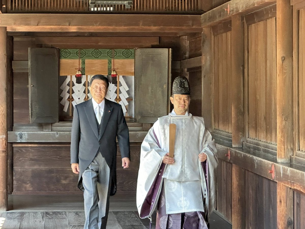 終戦80年を迎えた8月15日、早朝に靖国神社に昇殿参拝し、英霊に尊崇の