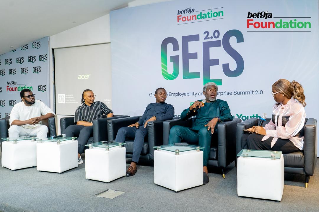 SmoothDeliveryy's tweet photo. #GEES2025 was a BIG win off the pitch! Powered by @Bet9jaFndation, the Digital Economy Edition connected young Nigerians with industry leaders &amp; life-changing opportunities. The future is here and it’s DIGITAL!

#TransformingLives #Bet9jaFoundation https://t.co/0FKumAI8d0