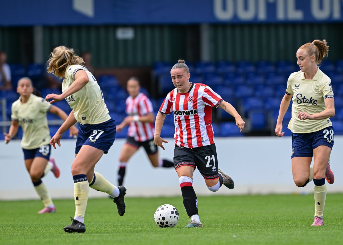 sufc_women's tweet photo. 🔝 Opposition

🔝 Test https://t.co/RN1USBZ28F