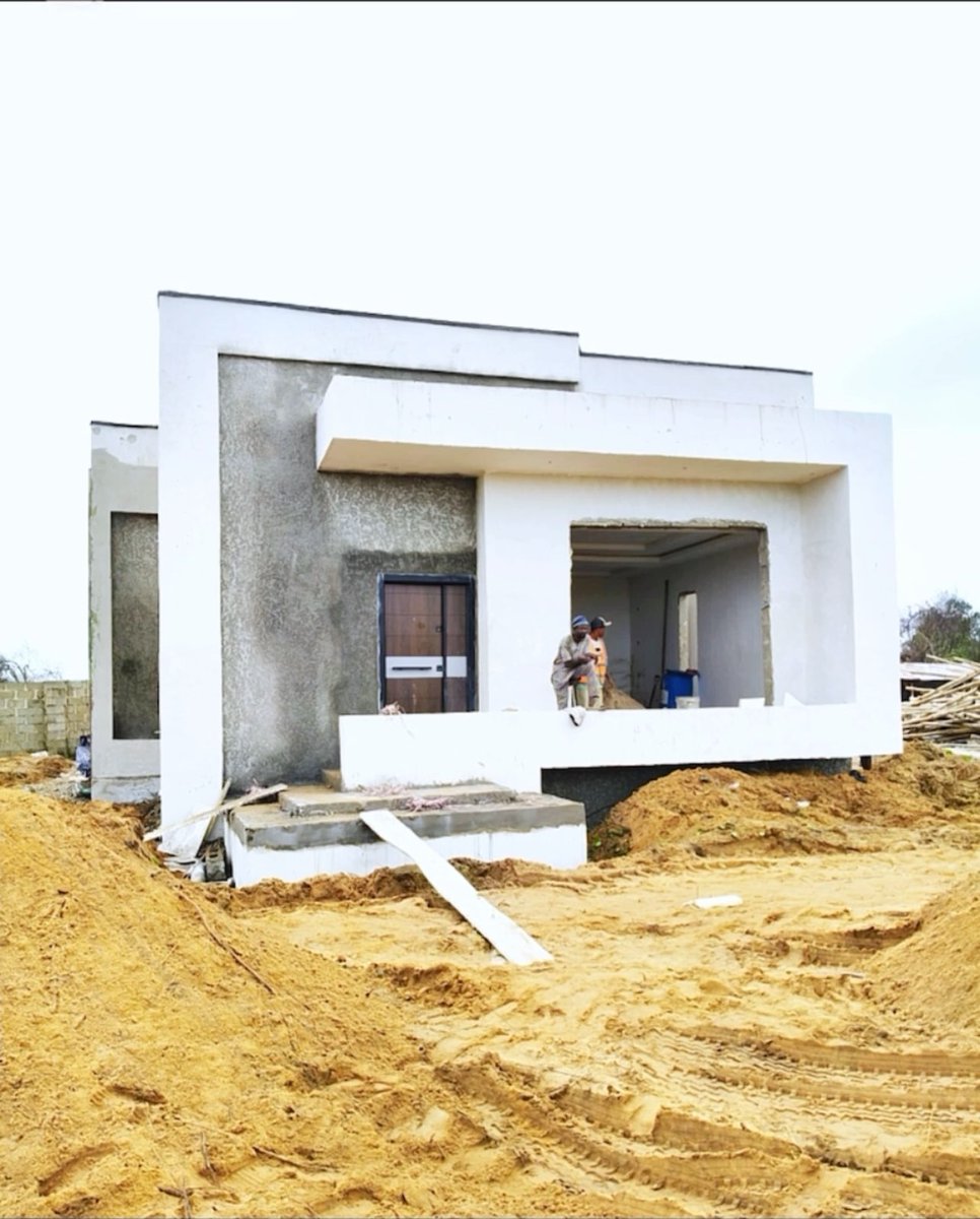MarianOgbode's tweet image. Step into luxury living at AYHomes 4-Bedroom Fully Detached Bungalows in Igando, Ibeju-Lekki. Secure the pre-launch price of ₦70M before 16th August!  #sweethome #invetment #butnow