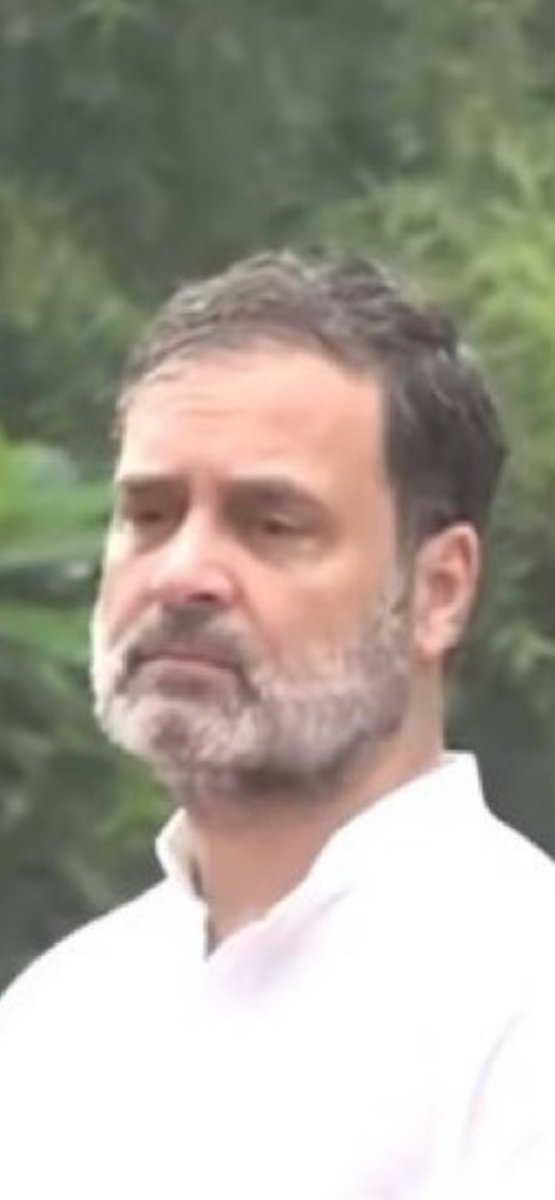 saurabhgoel05's tweet image. Kya lagta hai kya hua hoga …….☹️
#RahulGandhi