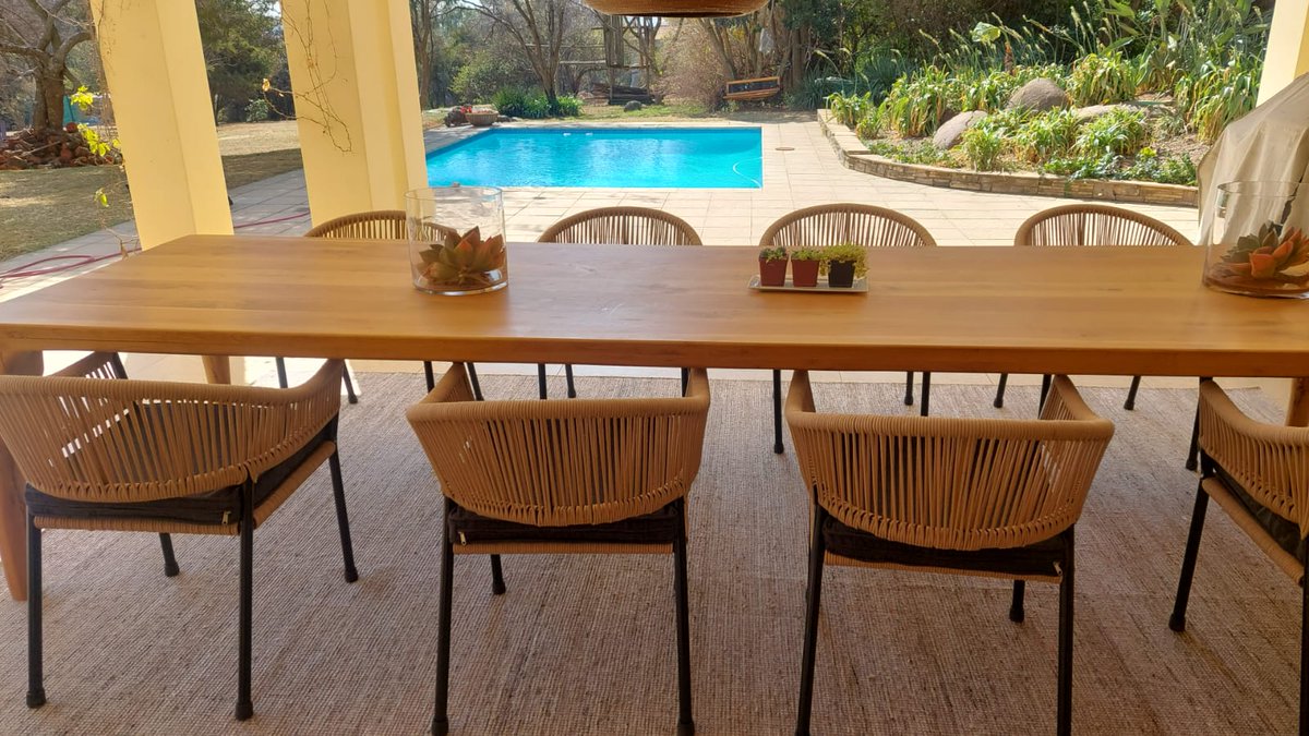 PatioGuruSA's tweet photo. Perfect for al fresco gatherings, these chairs blend lasting strength with eye-catching style to elevate any outdoor dining experience.

https://t.co/QrTM0psRdX
#furniture #loungechairs https://t.co/bughtkJ3ko