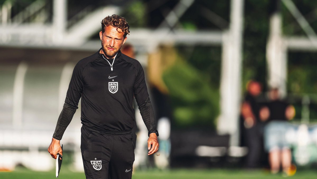 FCNordsjaelland's tweet image. 🔜 𝐔𝟏𝟗 𝐋𝐈𝐆𝐀𝐄𝐍 ⏳

I morgen sparker vi U19 Ligaen i gang, når vi får besøg af AaB på Right to Dream Park, og i den anledning har vi haft Mathias Thomsen i podcaststudiet 🗣🐯

🔗 Du kan høre podcasten nu og se kampen enten på stadion eller live i din 𝐅𝐂𝐍-𝐚𝐩𝐩 📲