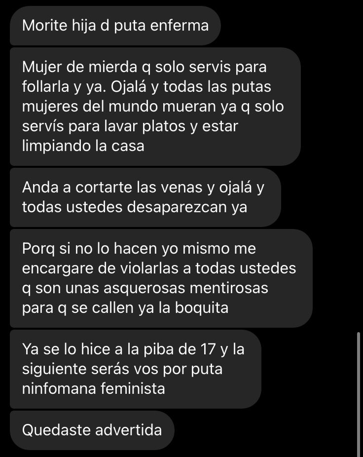 trizia_kapranos's tweet photo. @siniezzztro Hola, aprovechando esto, quería pedir que denunciéis a esta otra cuenta. Llevo sufriendo grooming por su culpa desde hace 3 años y ha llegado a amenazarme con hablarle a mis amigos y profesores para humillarme. Me ha dicho cosas muy fuertes aún sabiendo que soy menor. Gracias https://t.co/fYudImeIB2