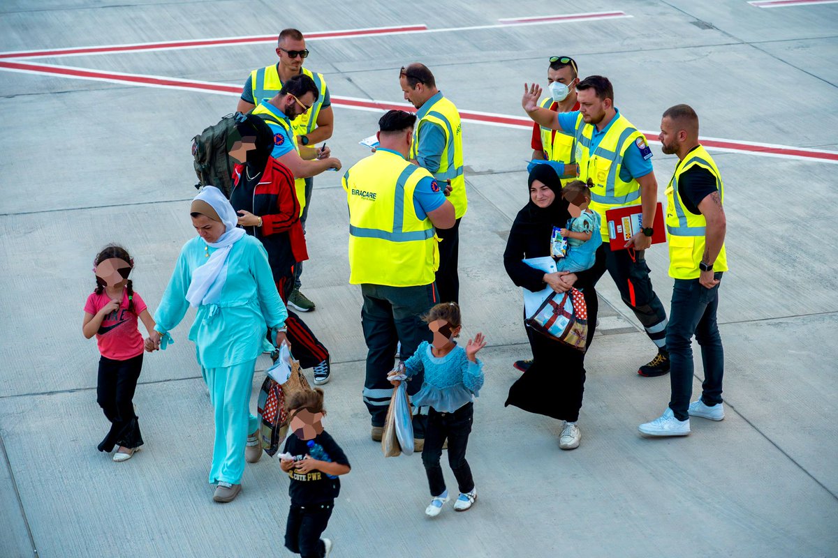 SLOVAKIAinEU's tweet photo. ✈️ Slovakia 🇸🇰 successfully evacuated 7 oncologically ill children &amp; their 16 companions from #Gaza, providing a special flight Eilat 🇮🇱 - Brussels 🇧🇪

This 7th #MEDEVAC under the #EUCivilProtection Mechanism 🇪🇺 took 19 hours &amp; was one of the most challenging yet.

#EUsolidarity https://t.co/CNIyppuBB6
