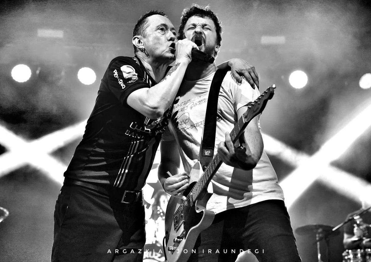 bIDEhUTS tweet media