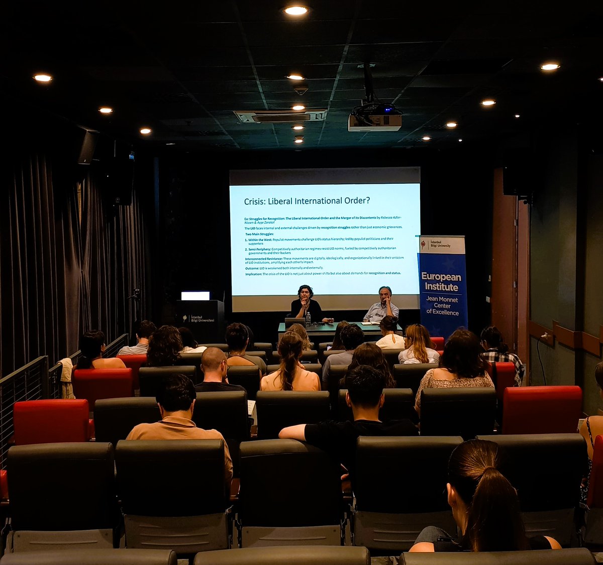 BILGI_European's tweet photo. @ValEUsProject 🎓📚 Today is the final day of the @ValEUsProject Summer School!
We started the day with a session on "Review of the Week & Feedback from the Participants" led by Özge Onursal-Beşgül and Ayhan Kaya.✨
#ValEUs #SummerSchool #EUPolitics
@AyhanKaya14 @OnursalBesgul @BiLGiOfficial https://t.co/emA1DmQT11